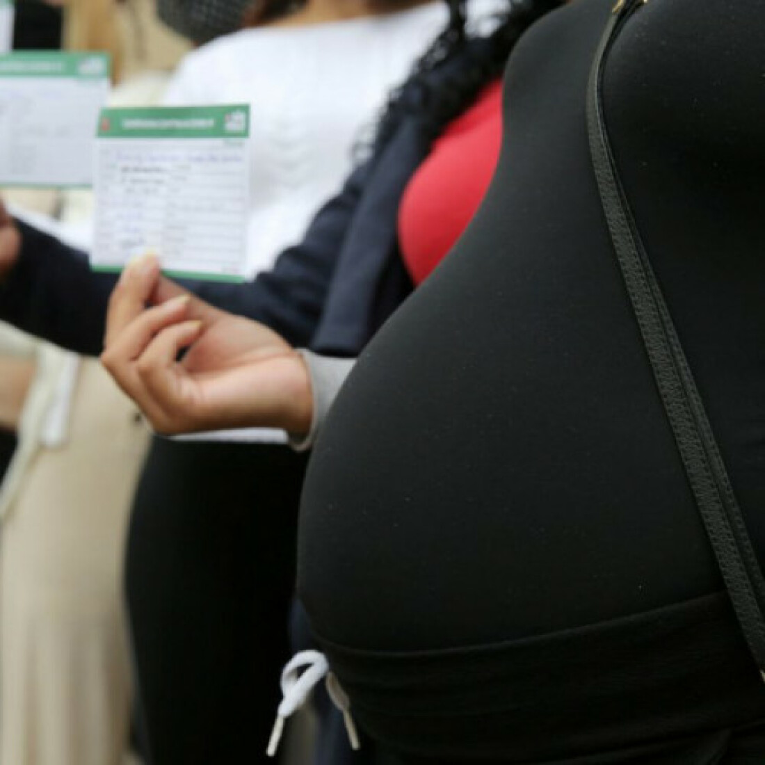 Câmara aprova retorno de gestantes vacinadas ao trabalho presencial 