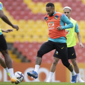 Eliminatórias: Tite escala Arana para duelo Brasil x Venezuela