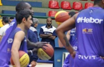 Armador Larry Taylor se apresenta ao Mogi/Helbor