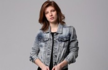 Giulia Gayoso estreia na tevê em "Malhação"