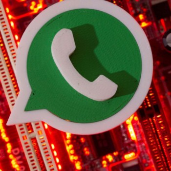 WhatsApp, Instagram e Facebook permanecem fora do ar