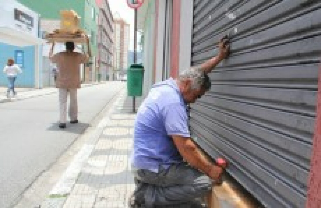 Confira o que fecha neste feriado