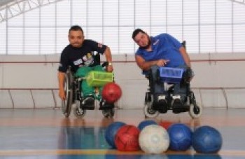 Caminhada ao título tem início para Dirceu e Maciel