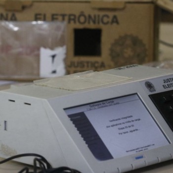 Paulistas vão às urnas hoje para eleger prefeitos em 13 municípios