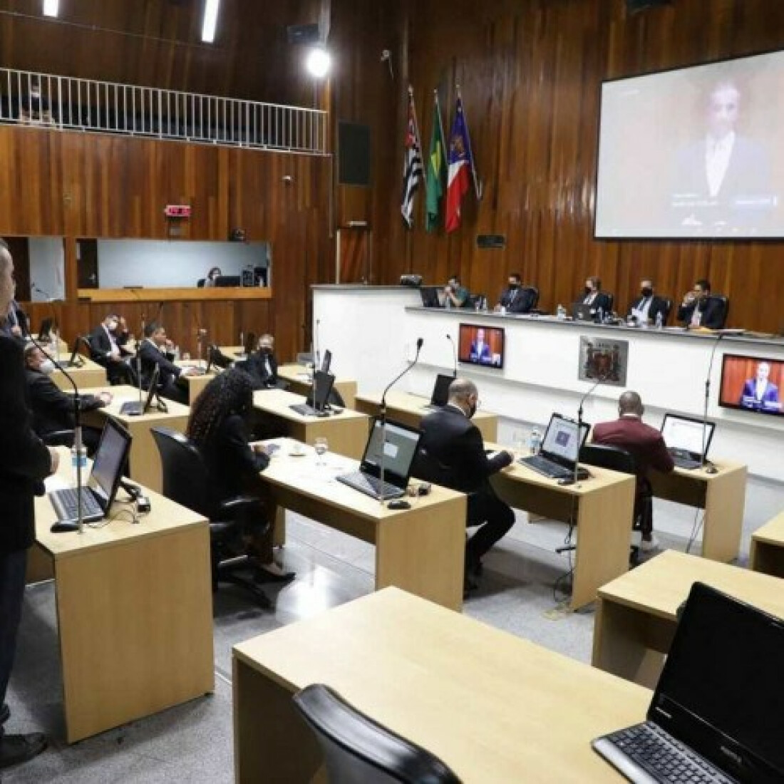 Secretário de Finanças irá à Câmara esclarecer TCA