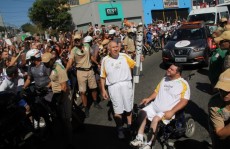 Tocha Olímpica leva 40 mil pessoas para as ruas de Mogi