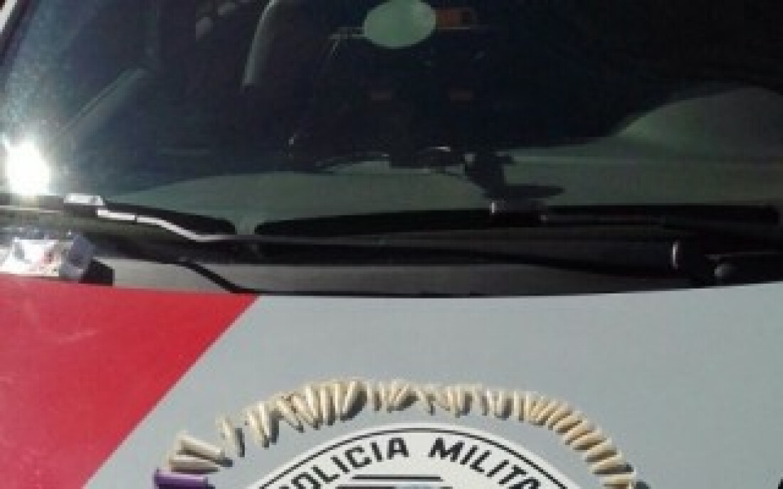 Dois são detidos com drogas :