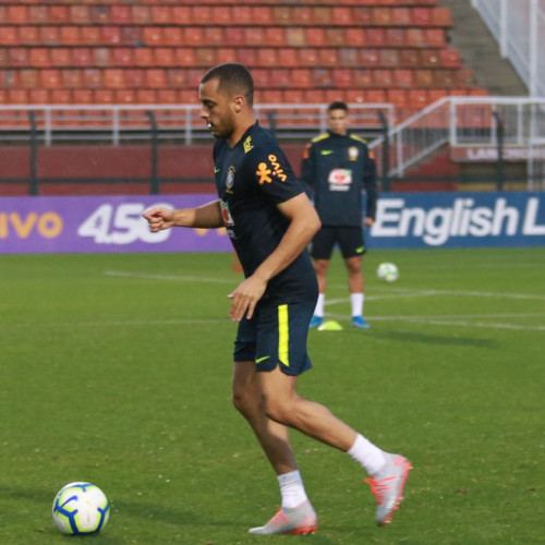 Eliminatórias: Arthur Cabral é convocado para a seleção
