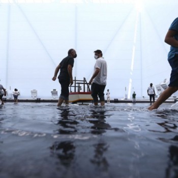 Sob forte calor, Expo Dubai começa a receber visitantes nesta sexta