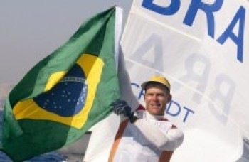 Scheidt fala da emoção em carregar bandeira
