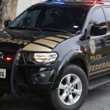 PF faz ação contra lavagem de dinheiro em empresas de medicamentos