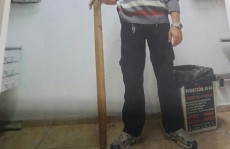 Briga entre vizinhos deixa homem ferido