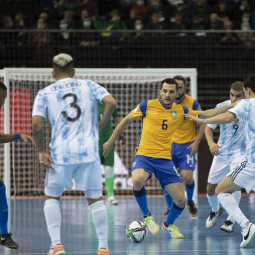 Futsal: Brasil cai para Argentina e adia sonho de reconquistar o mundo