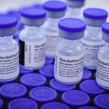 Ministério da Saúde recebe mais 2 milhões de doses da Pfizer