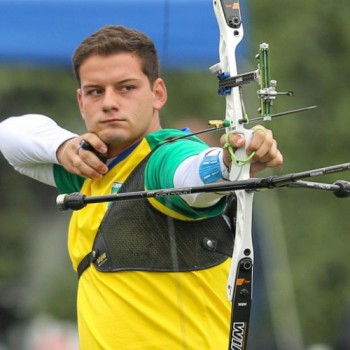 Marcus D'Almeida é vice-campeão do Mundial de tiro com arco