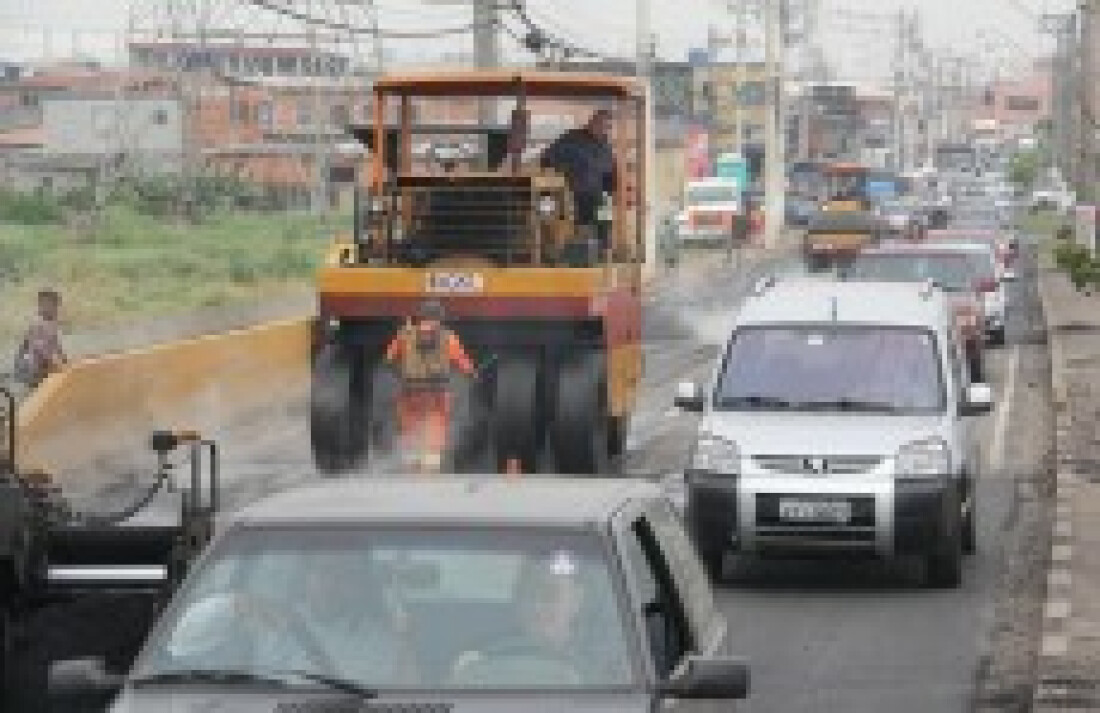 DER insiste em prejudicar motoristas com interdições