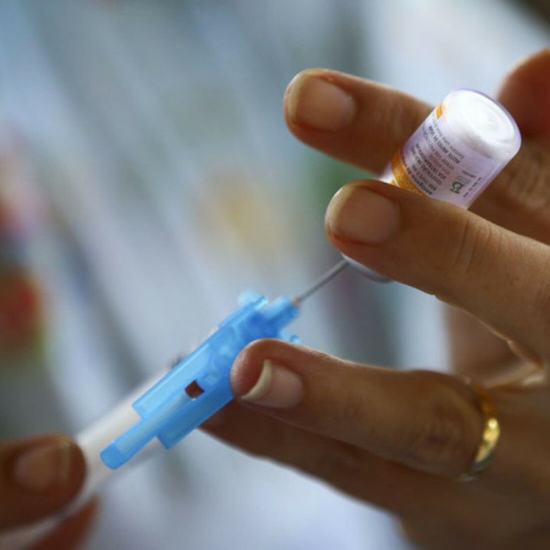 Mogi adota esquema especial para aplicação de terceira dose