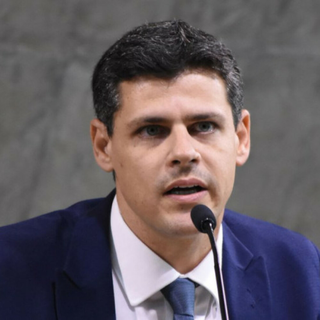 IOF não financiará Auxílio Brasil em 2022, diz secretário