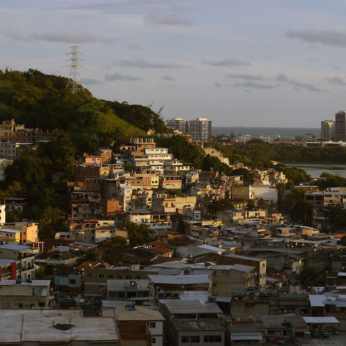 Polícia prende no Rio 12 pessoas envolvidas com milícias