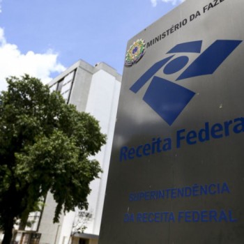 Arrecadação federal cresce 7,25% e bate recorde em agosto