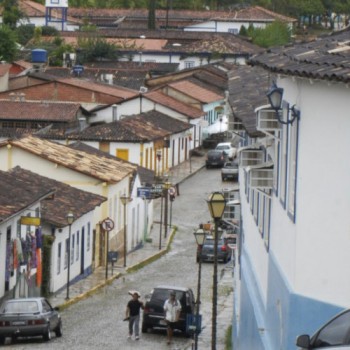 Feira Literária de Pirenópolis homenageia poetas