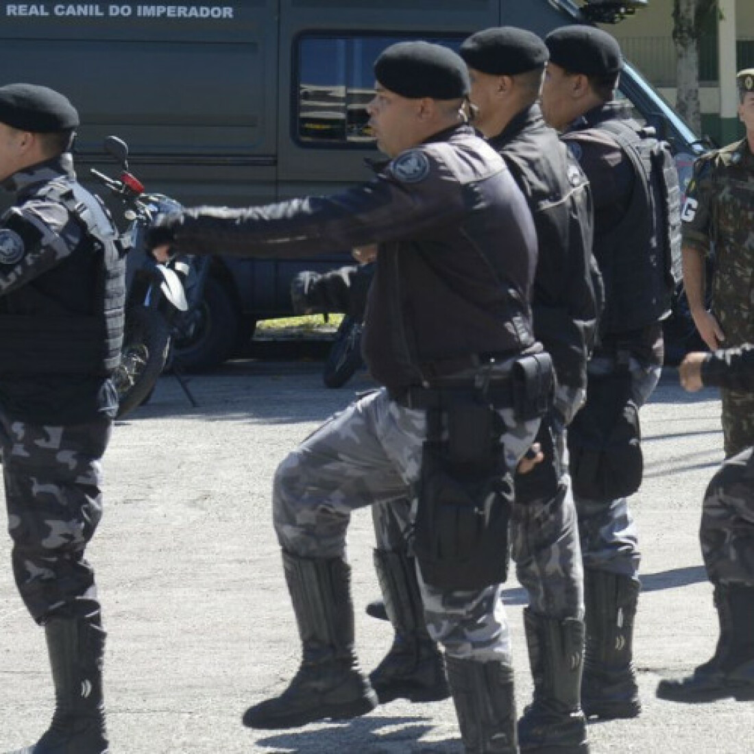 Maioria dos policiais mortos no Rio de forma violenta estava de folga