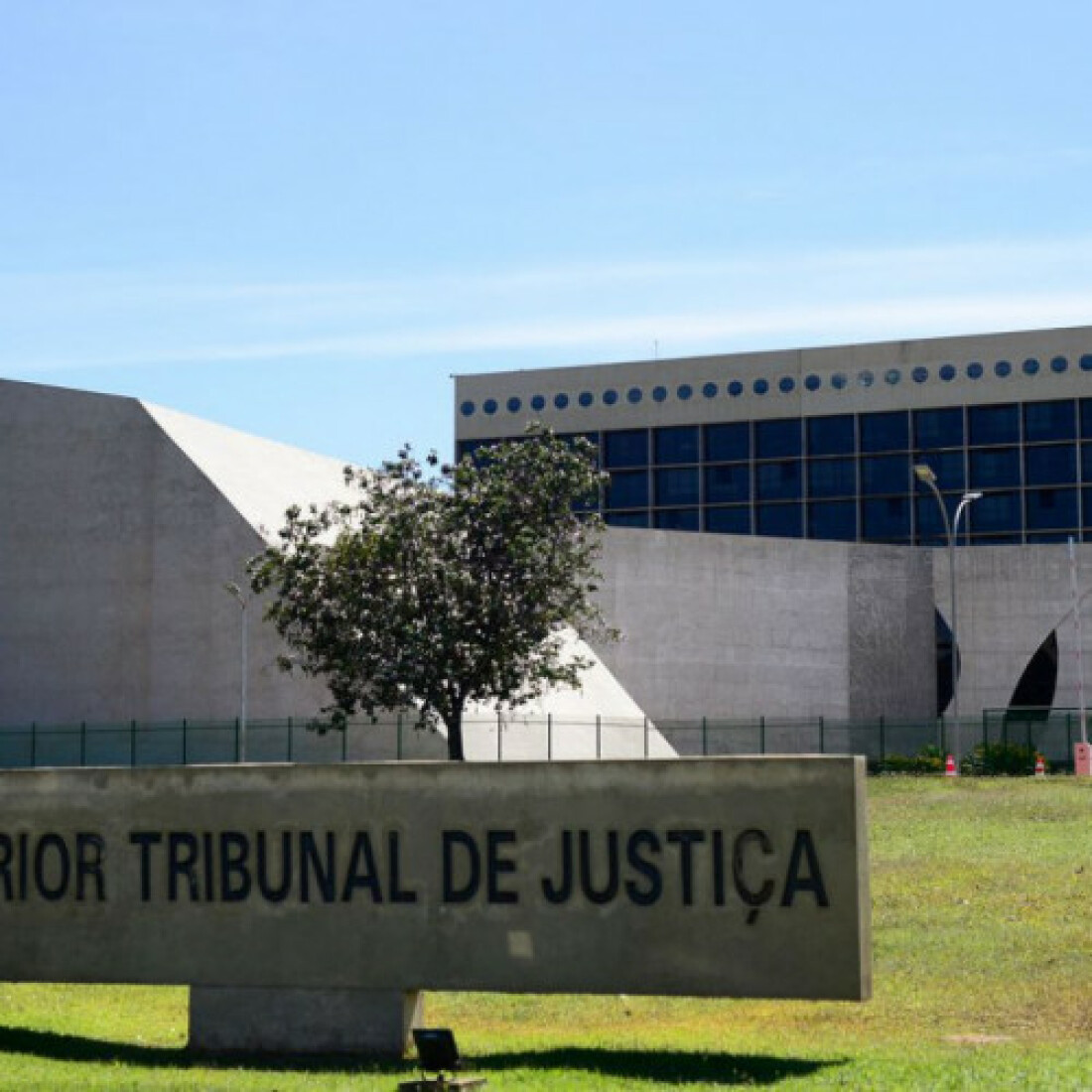 Amazonas: governador se torna réu por desvio de recursos na pandemia