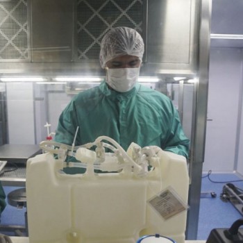 Fiocruz recebe na quarta insumos para produzir 5,2 milhões de doses