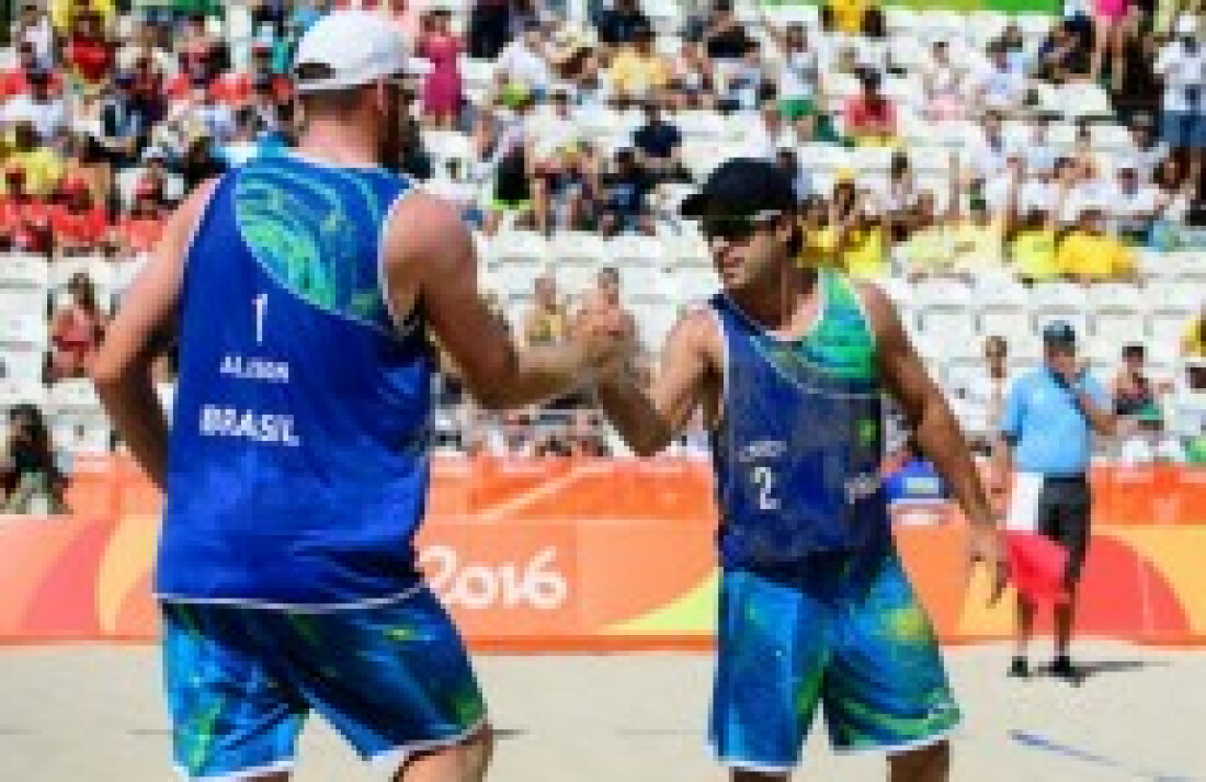 Dupla Alison e Bruno supera os canadenses