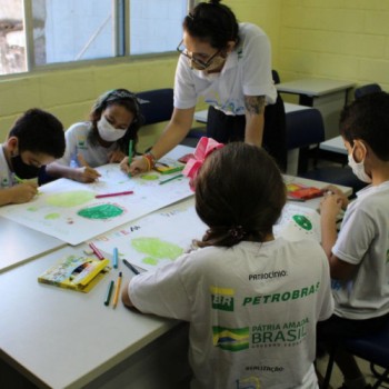 MEC autoriza escolas a usarem verbas do PDDE para aulas presenciais