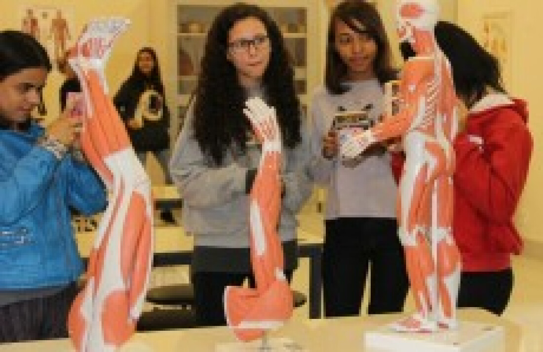 Alunos conhecem campus da Piaget
