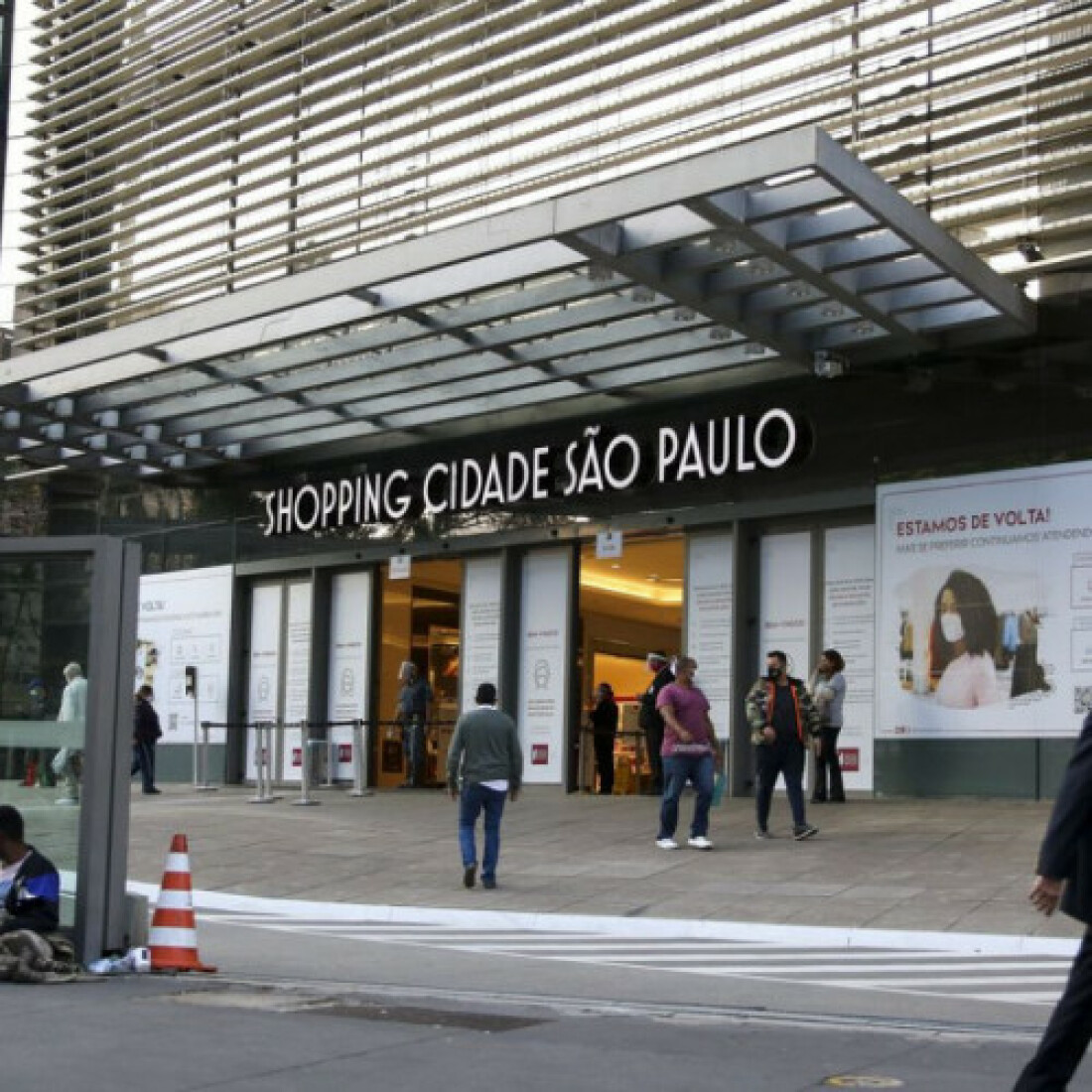 Comércio paulista cria 23,5 mil novos postos de trabalho em julho