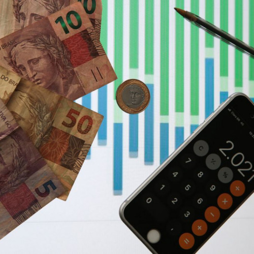 Renda habitual do trabalhador teve queda de 6,6% no segundo trimestre