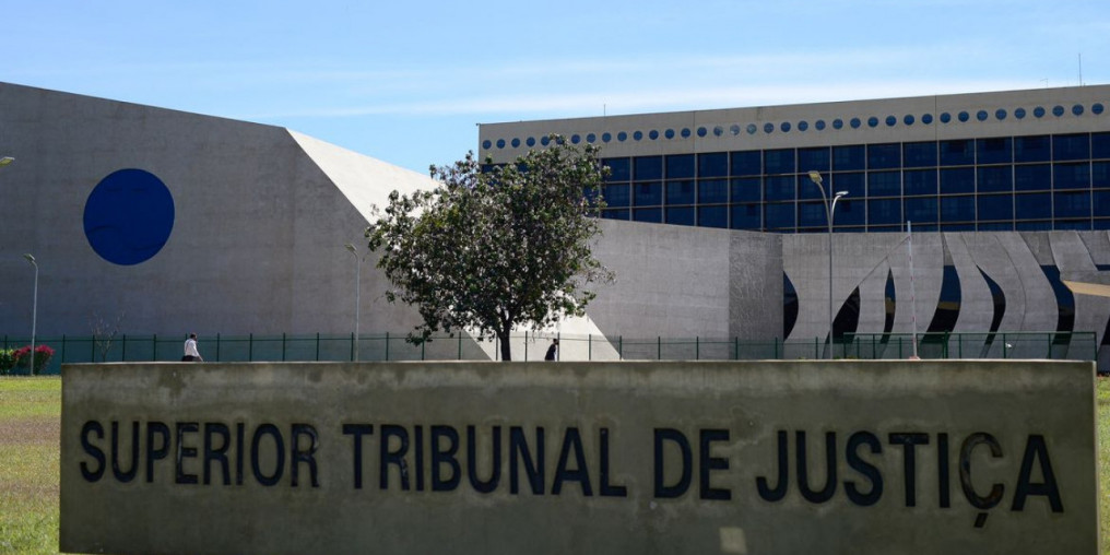 Ministro do STJ manda soltar modelo que atropelou jovem no Rio