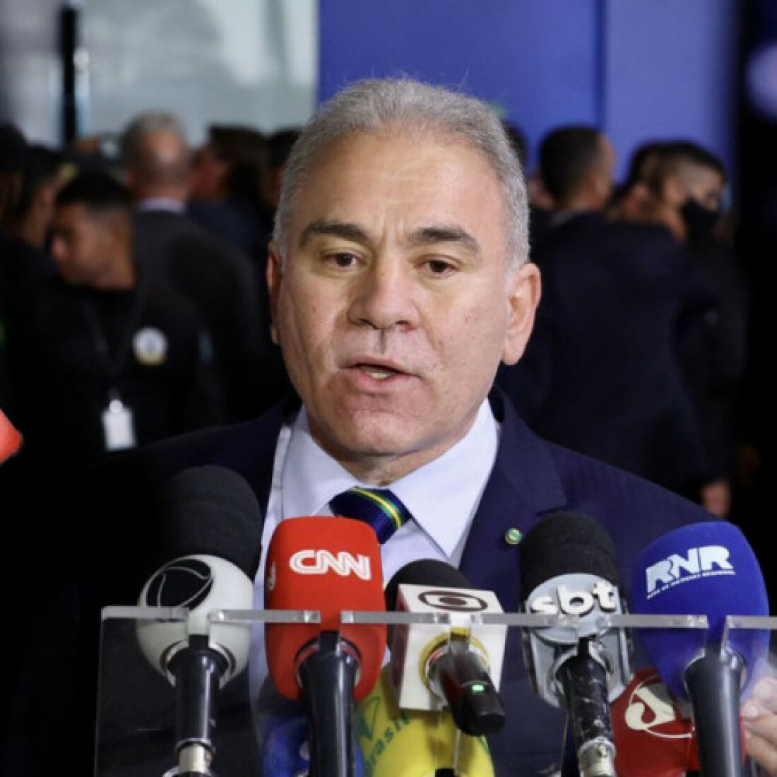 Ministro acompanha envio de vacinas contra covid-19 para estados