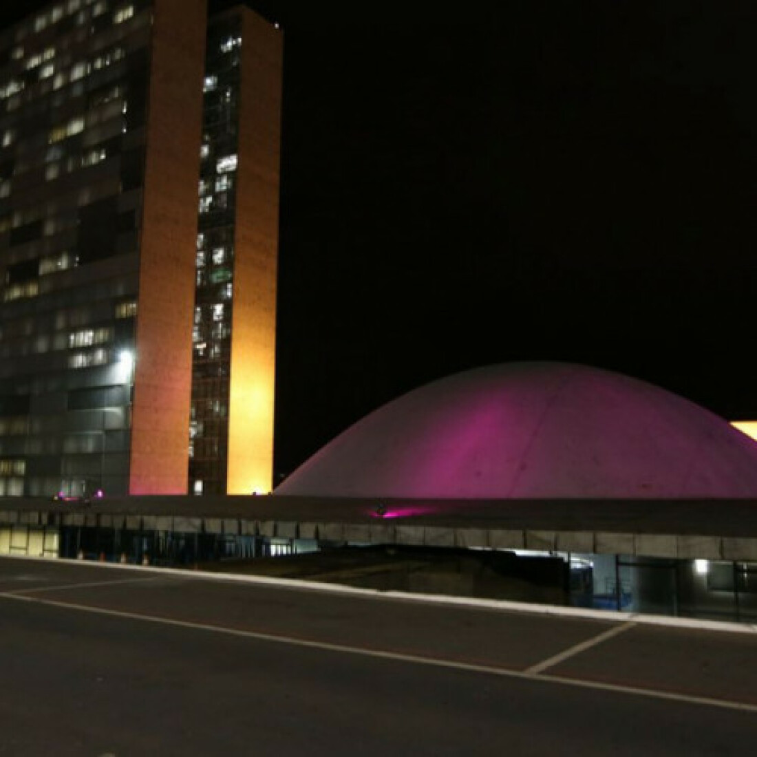 Senado adia votação de PL que dá apoio ao setor cultural