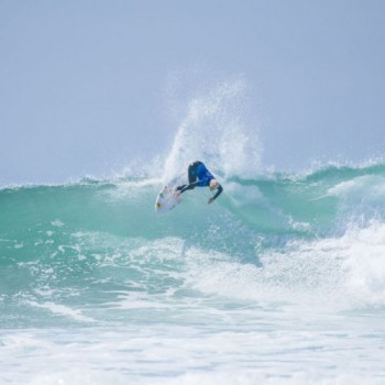 Tatiana Weston-Webb leva o vice no Circuito Mundial de Surfe feminino