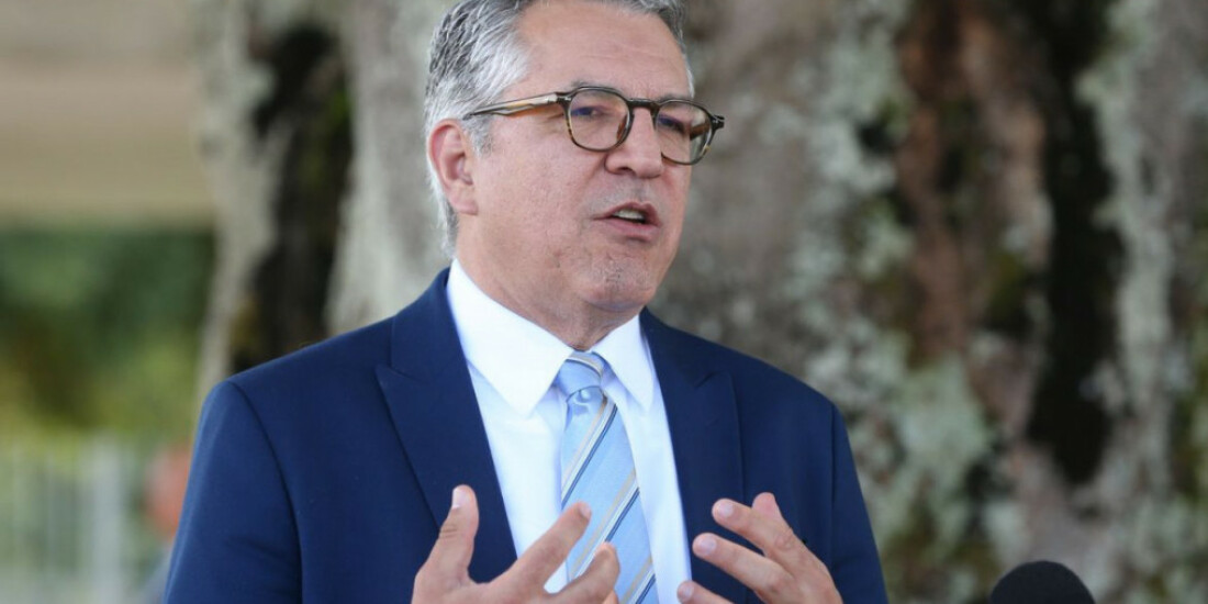 Nova regra fiscal combinará meta de superávit e controle de gastos