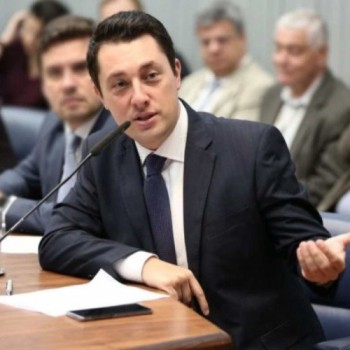 Deputado apresenta emenda para defender municípios
