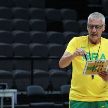 Aleksandar Petrovic deixa comando técnico da seleção de basquete