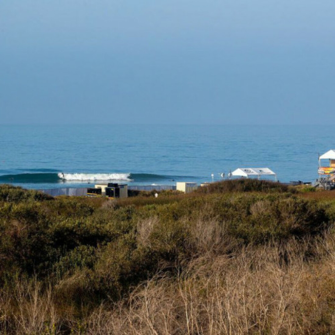 Surfe: WSL Finals continua aguardando boas ondas para começar