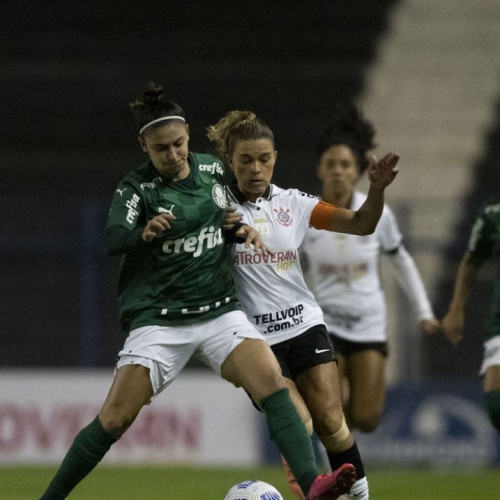 No Allianz, Palmeiras e Corinthians abrem final do Brasileiro Feminino