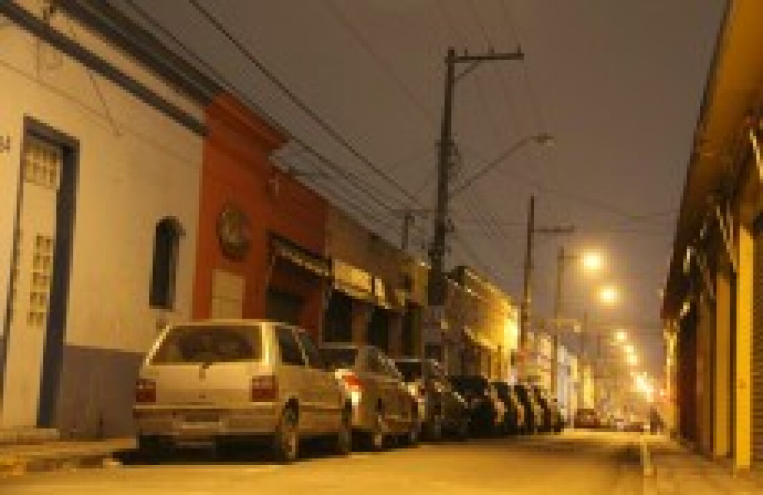 Iluminação pública está sem um responsável direto