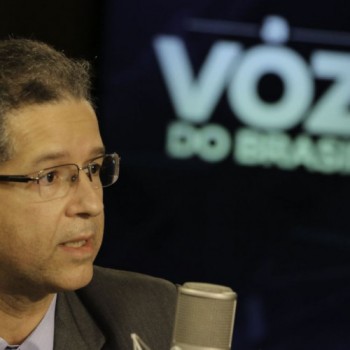 Quem reduzir consumo de energia terá bônus na conta, diz secretário