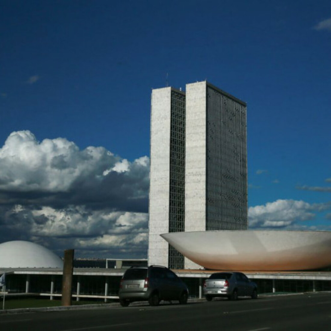 Câmara aprova texto-base do novo código eleitoral