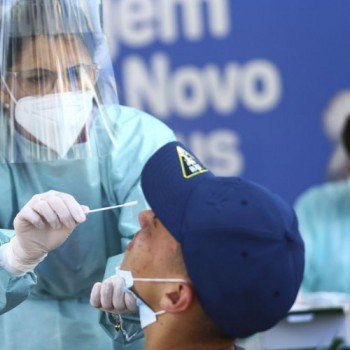 Covid-19: Brasil soma 20,89 milhões de casos e 583,8 mil mortes