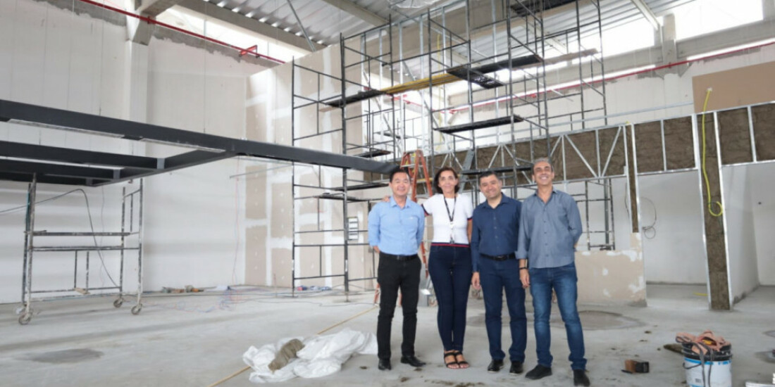 Obras do novo Poupatempo avançam e passam por vistoria