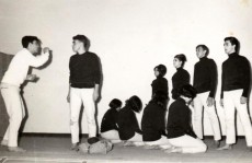 TEM comemora os 50 anos da premiada "A Exceção e a Regra"