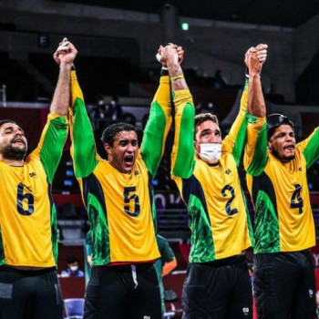 Seleção masculina vence China e conquista ouro inédito no goalball