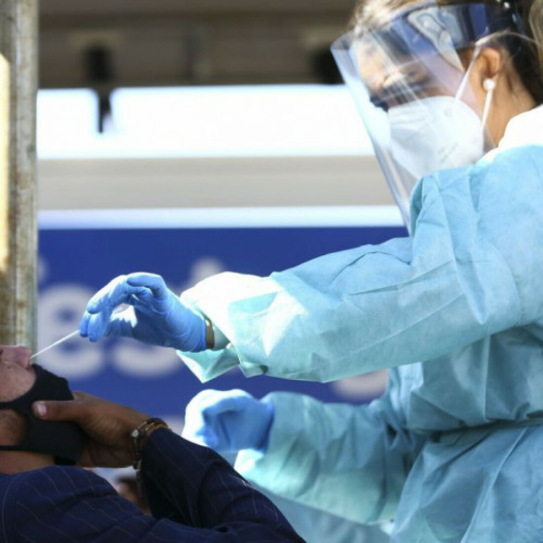Brasil tem 692 mortes e 21,8 mil novos casos de covid-19 em 24 horas